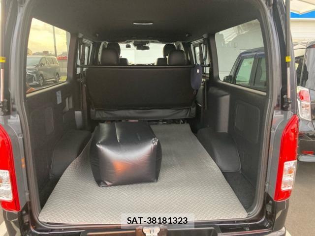Toyota HIACE VAN 2023-02 8438195-22