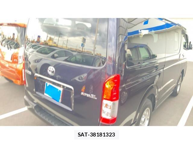 Toyota HIACE VAN 2023-02 8438195-3