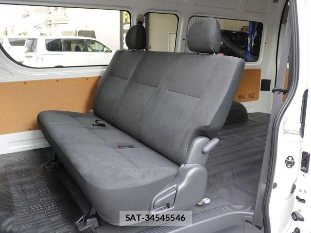Toyota HIACE VAN 2023-01 8438193-9