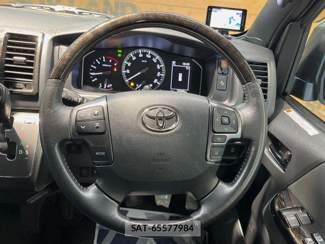 Toyota HIACE VAN 2023-02 8438192-10
