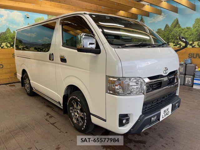Toyota HIACE VAN 2023-02 8438192-15