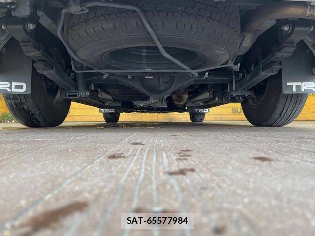 Toyota HIACE VAN 2023-02 8438192-18