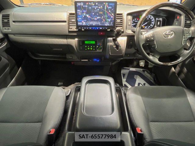 Toyota HIACE VAN 2023-02 8438192-1