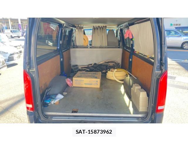 Toyota HIACE VAN 2007-10 8457618-18