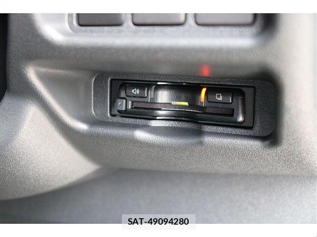 Toyota HIACE VAN 2025-01 8485480-10