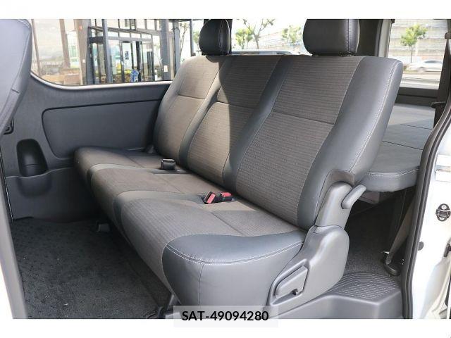 Toyota HIACE VAN 2025-01 8485480-13