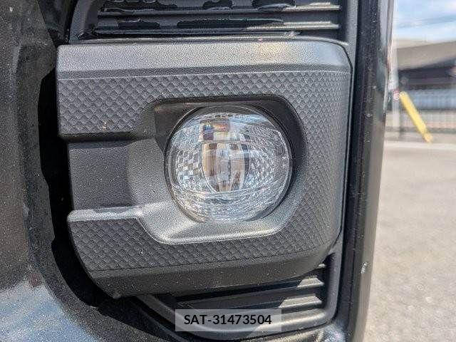 Toyota HIACE VAN 2023-10 8525146-27