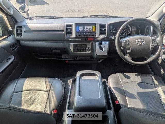 Toyota HIACE VAN 2023-10 8525146-2