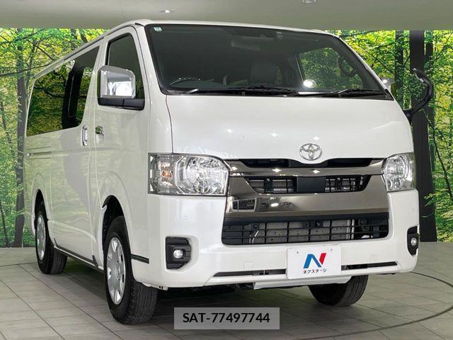 Toyota HIACE VAN 2025-10 8525141-17
