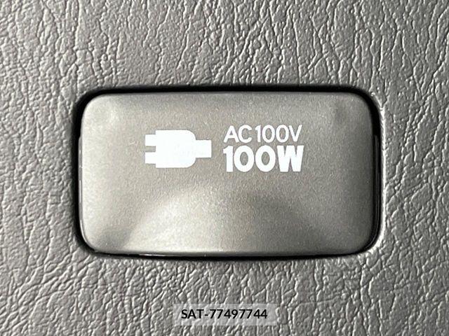 Toyota HIACE VAN 2025-10 8525141-6