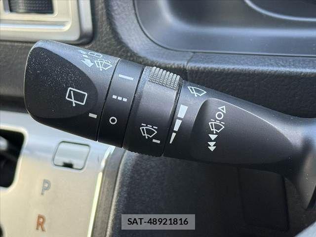 Toyota HIACE VAN 2015-03 8525148-26