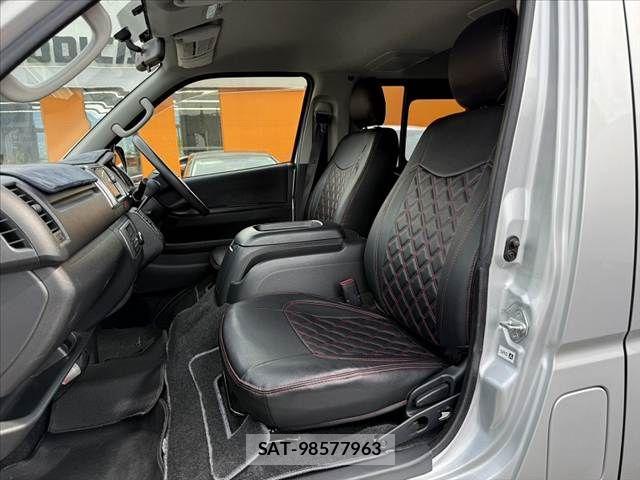 Toyota HIACE VAN 2014-07 8562100-16