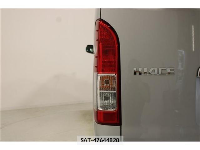 Toyota HIACE VAN 2018-07 8562099-18