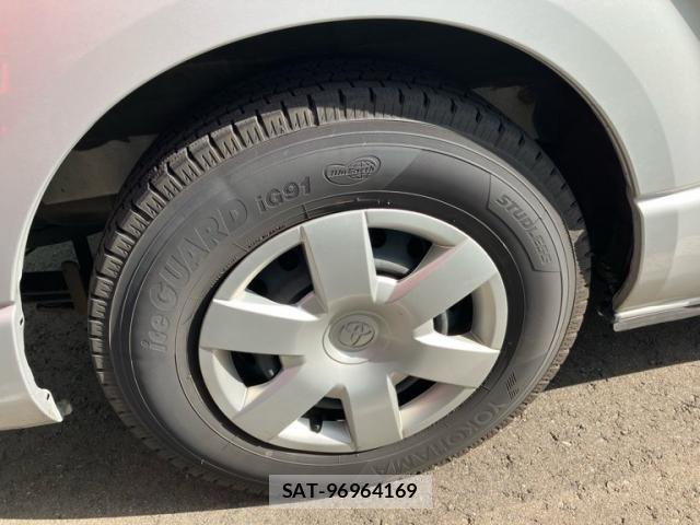 Toyota HIACE VAN 2021-09 8562102-9