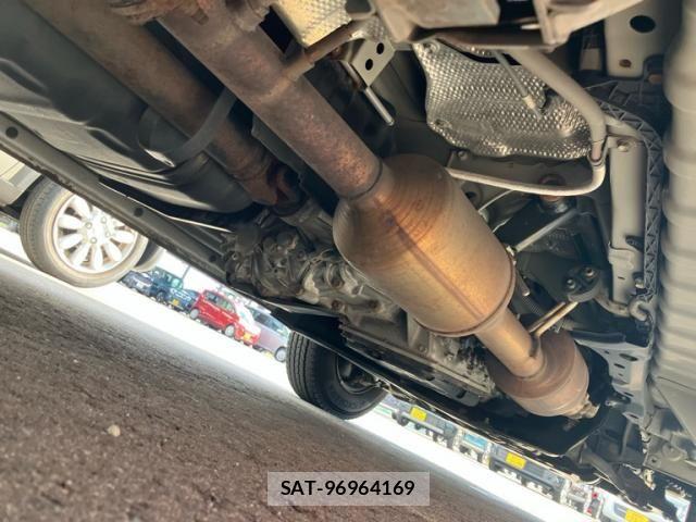 Toyota HIACE VAN 2021-09 8562102-11