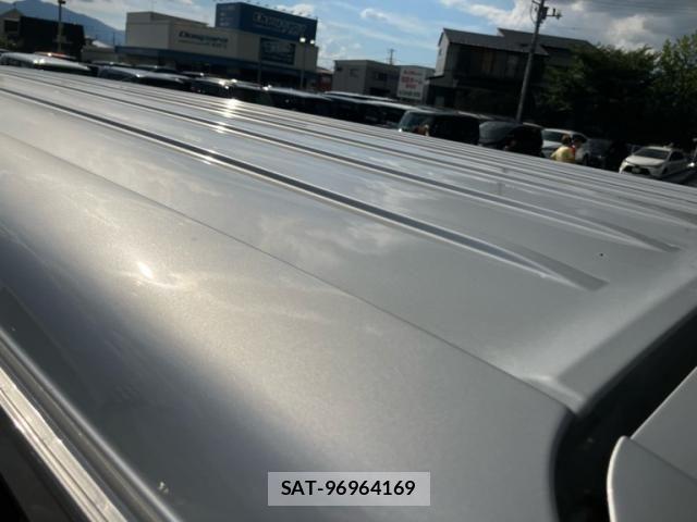 Toyota HIACE VAN 2021-09 8562102-14