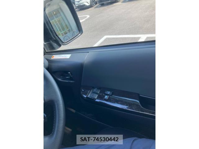 Toyota HIACE VAN 2022-02 8562094-18