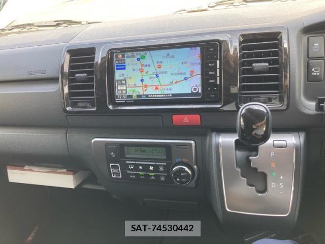 Toyota HIACE VAN 2022-02 8562094-19
