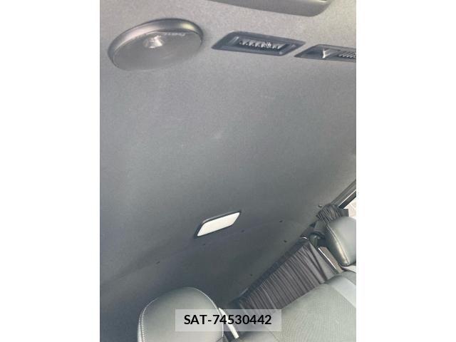 Toyota HIACE VAN 2022-02 8562094-25