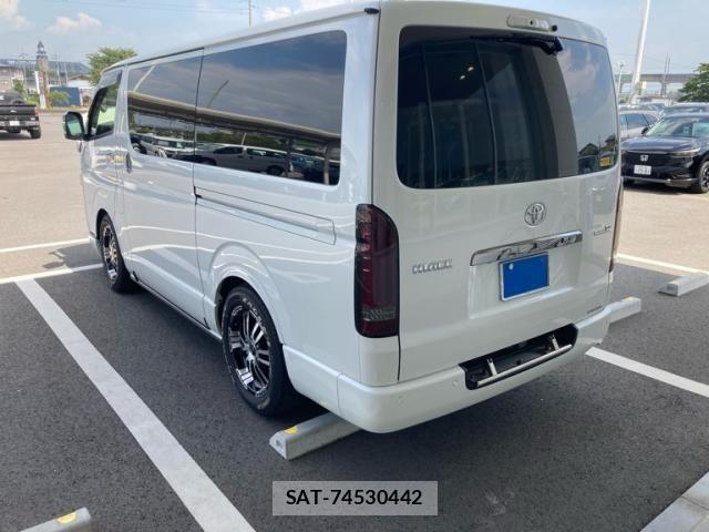 Toyota HIACE VAN 2022-02 8562094-7
