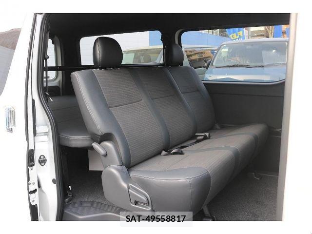 Toyota HIACE VAN 2025-01 8562091-6