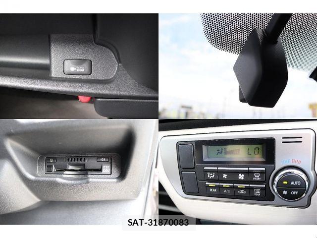 Toyota HIACE VAN 2018-01 8562097-11