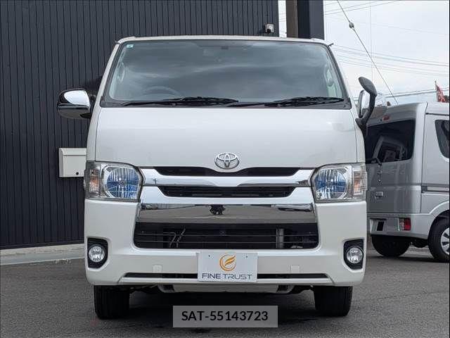 Toyota HIACE VAN 2014-09 8627023-13