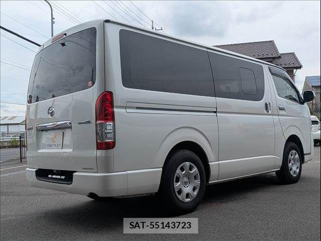Toyota HIACE VAN 2014-09 8627023-16
