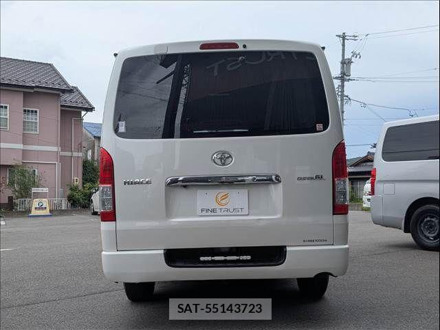 Toyota HIACE VAN 2014-09 8627023-17
