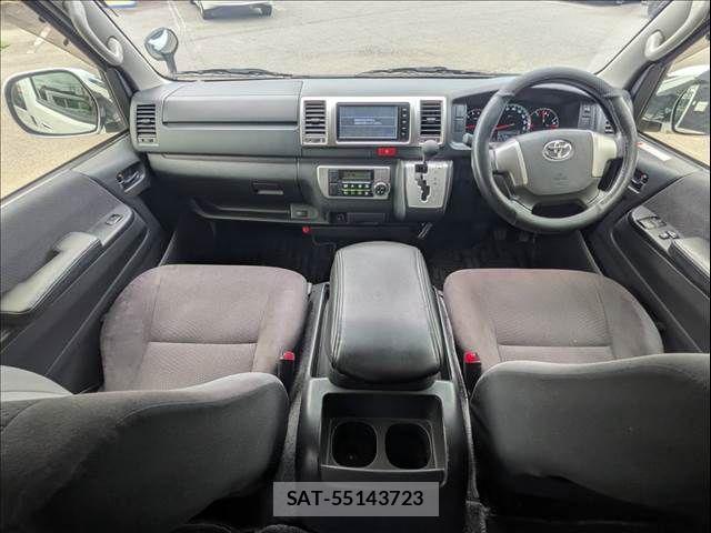 Toyota HIACE VAN 2014-09 8627023-2