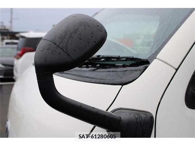 Toyota HIACE VAN 2019-07 8627026-20