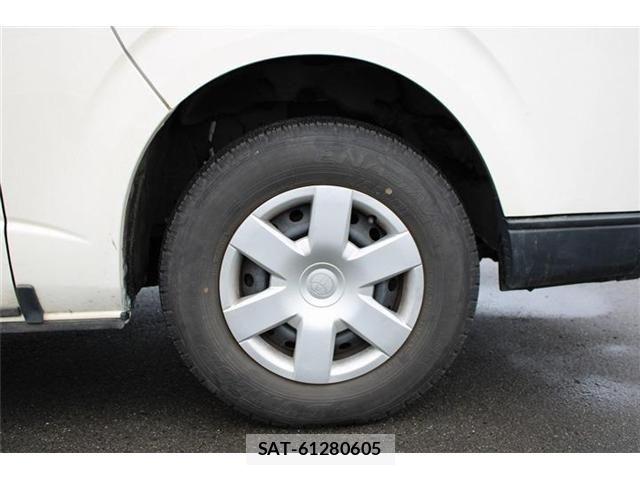Toyota HIACE VAN 2019-07 8627026-24