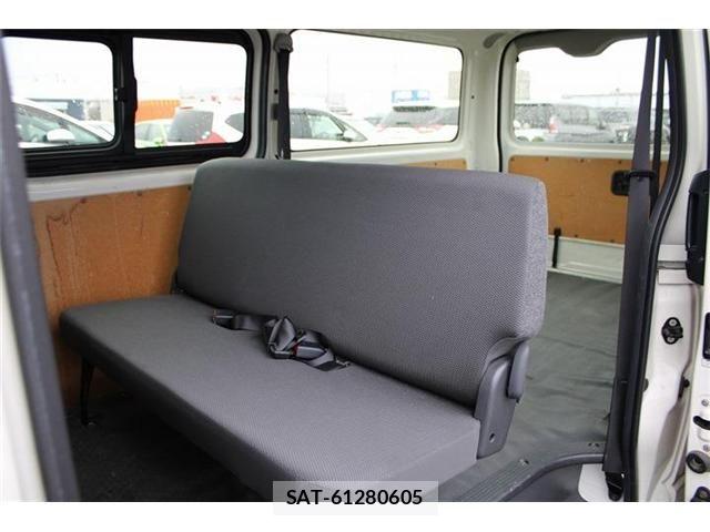 Toyota HIACE VAN 2019-07 8627026-4