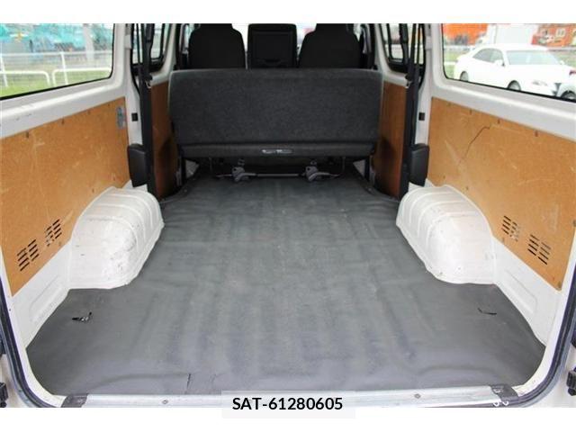 Toyota HIACE VAN 2019-07 8627026-5