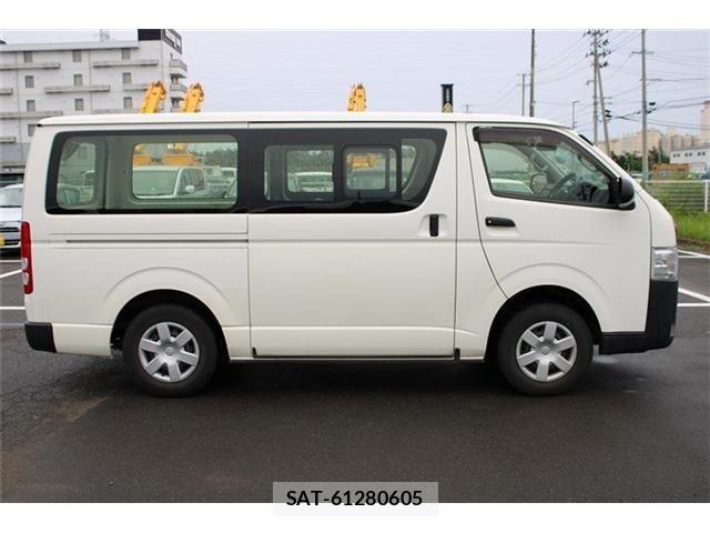 Toyota HIACE VAN 2019-07 8627026-8