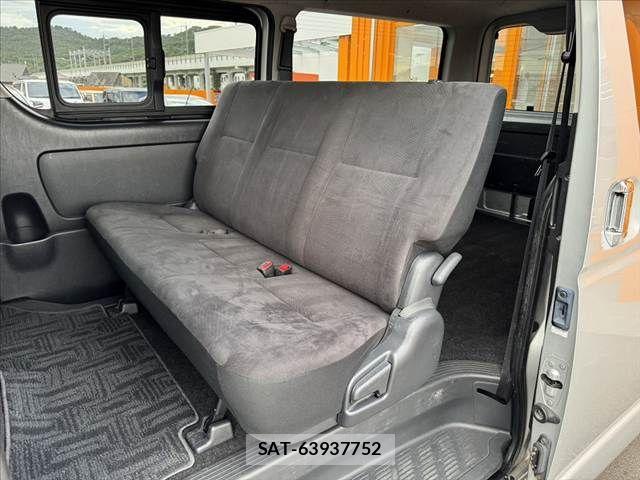 Toyota HIACE VAN 2015-01 8627029-18