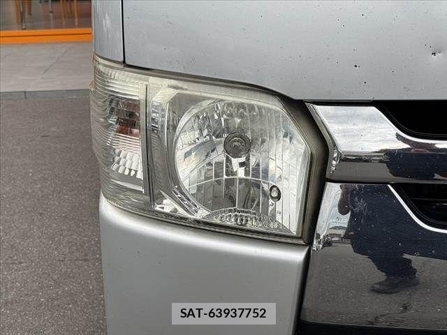 Toyota HIACE VAN 2015-01 8627029-27
