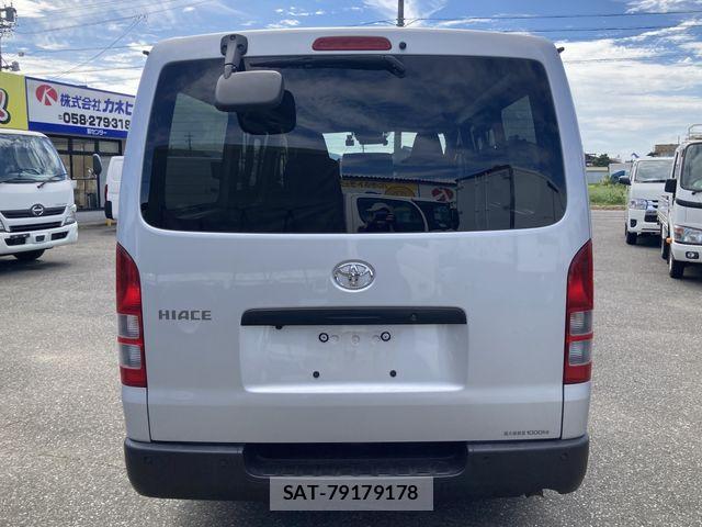 Toyota HIACE VAN 2022-12 8627025-21