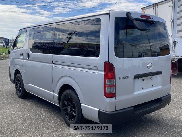 Toyota HIACE VAN 2022-12 8627025-3