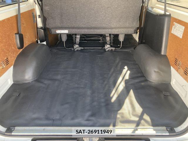 Toyota HIACE VAN 2020-10 8627024-10