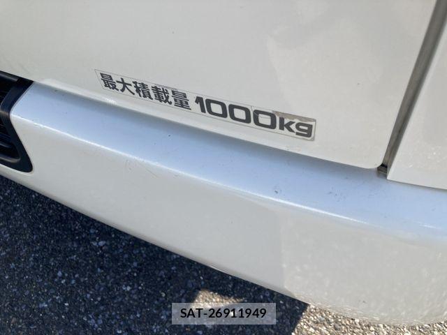 Toyota HIACE VAN 2020-10 8627024-14