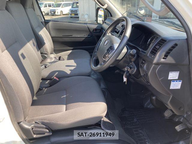 Toyota HIACE VAN 2020-10 8627024-5