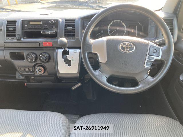 Toyota HIACE VAN 2020-10 8627024-7