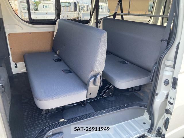 Toyota HIACE VAN 2020-10 8627024-8
