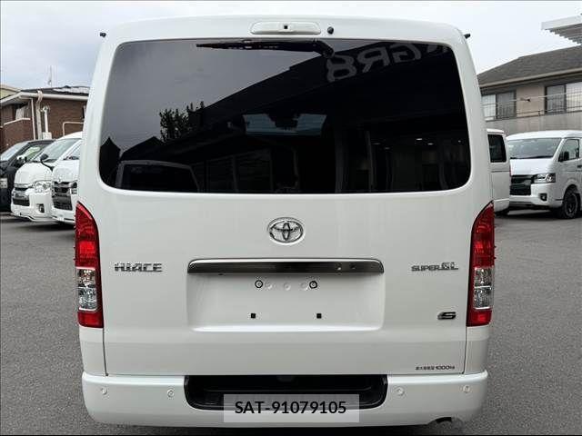 Toyota HIACE VAN 2025-11 8627016-2