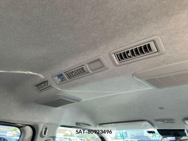 Toyota HIACE VAN 2019-03 8627018-14