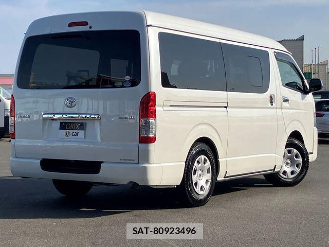 Toyota HIACE VAN 2019-03 8627018-2