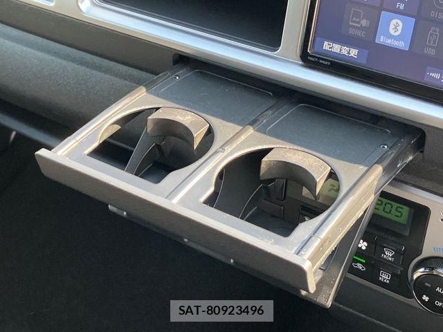 Toyota HIACE VAN 2019-03 8627018-8
