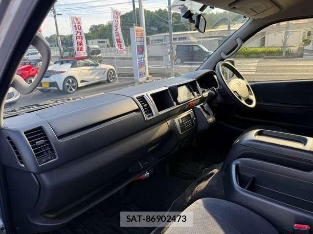 Toyota HIACE VAN 2016-07 8627021-9