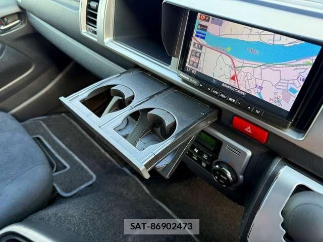 Toyota HIACE VAN 2016-07 8627021-22